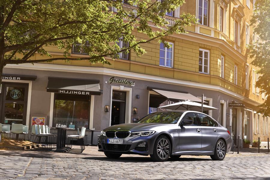  BMW 330e M Sport (G20) 2019 года  (WW) (фото 40 из 40)